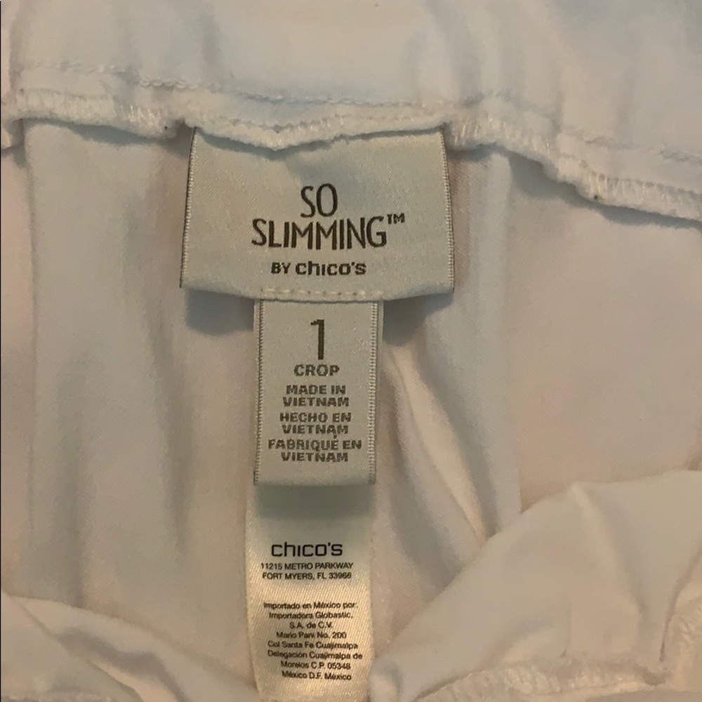 Chico’s So Slimming Crop pants. Size 1